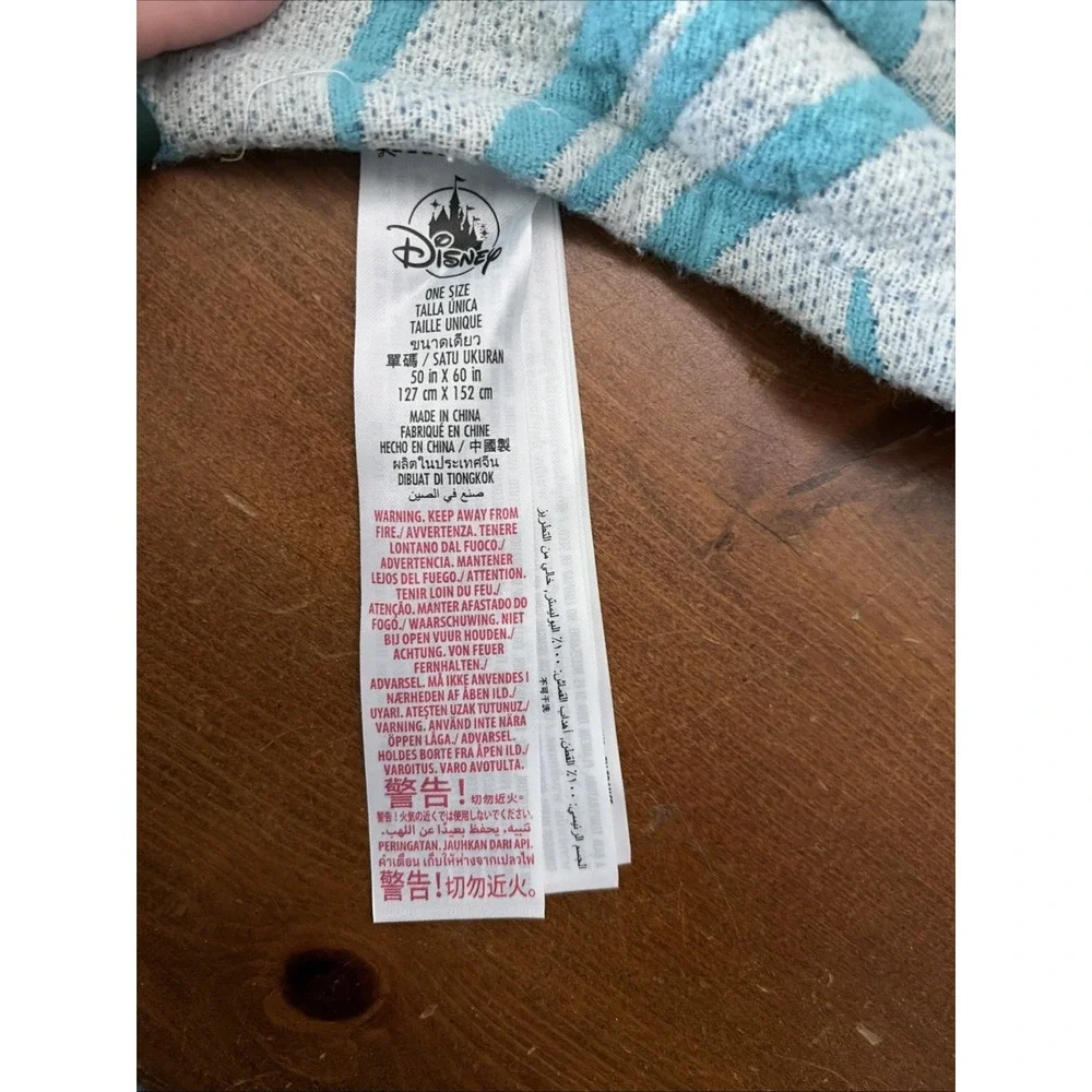 Disney parks Stitch Throw Blanket –‎ Plaid Manta Design